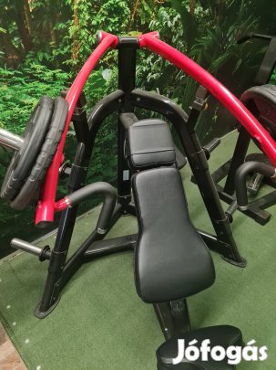 Body-Solid Plate Load Plip ferdepados fekvenyomógép