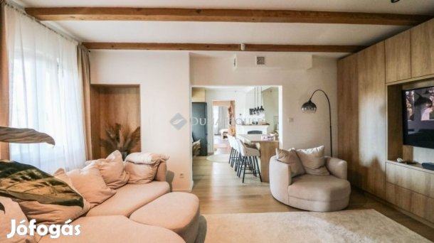 Bogádi 90 nm-es ház eladó