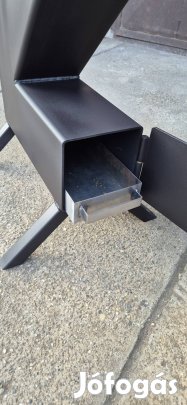 Bográcsozó tűzhely