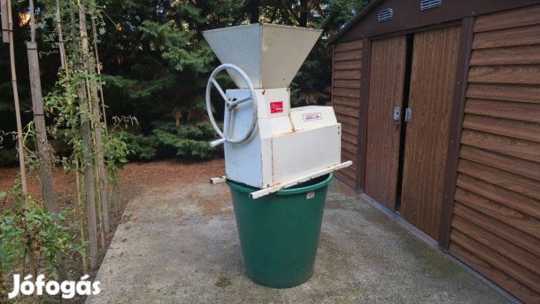 Bogyozó, szőlődaráló