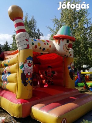 Bohócos légvár, ugrálóvár