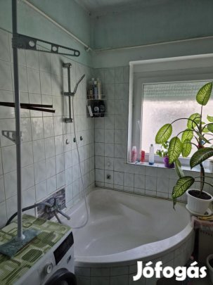 Bokod, 2+1 szobás  sorház eladó