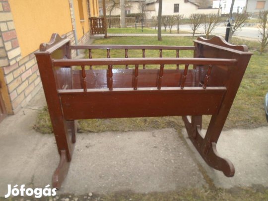 Bölcső 1940-50-s évekből kifogástalan szép használható állapotban