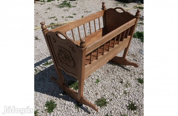 Bölcső lovasbútor lovasfaragás lovastermék tarsolylemez tarsoly bababú