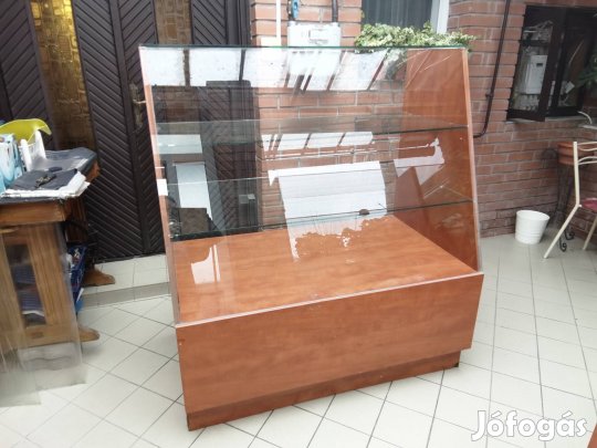 Bolti üveges vitrin eladó