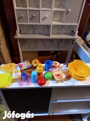 Boltos játék kiegészítőkkel, Lupilu eladópult , fajáték, variálható