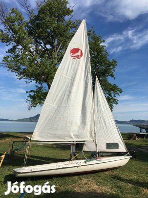 Bombardier Invitation jolle