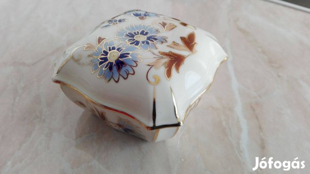Bonbonier jelzet szép db Zsolnay porcelán