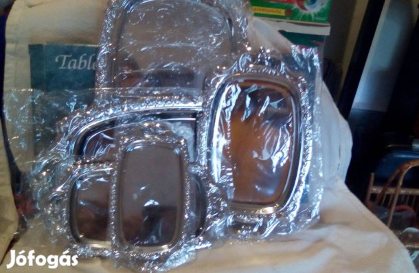 Bontatlan csomagban 5 db-os fémtálca szett Egyben 5000 ft