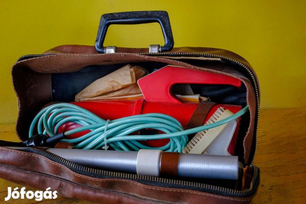 Bontatlan szovjet Shmel-Avto autós porszívó Gyűjtői állapot!