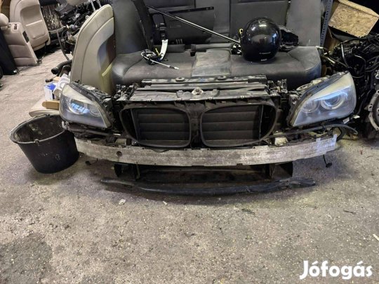 Bontott BMW F01 komplett eleje (fényszóró, motorháztető, homlokfal)