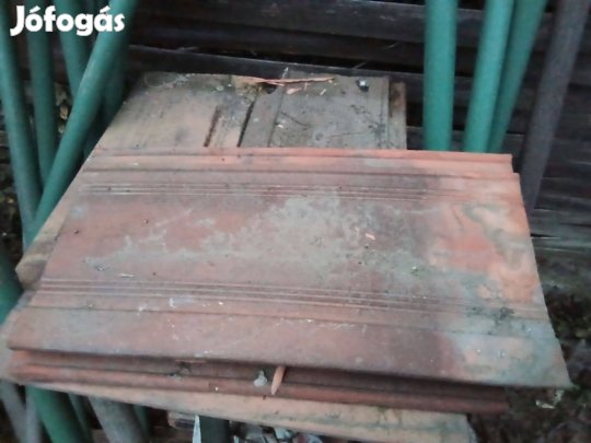 Bontott Tatai tetőcserép eladó