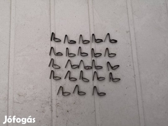 Bontott Trabant kárpit bolhák 23db