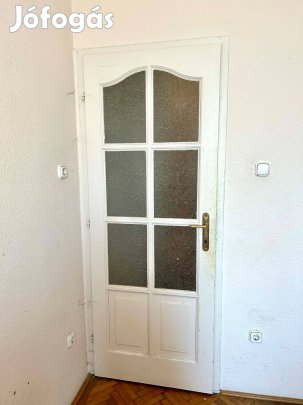 Bontott beltéri fa ajtók tokkal együtt eladók (75 X 210 cm)