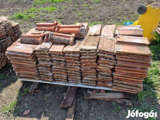 Bontott cserép, 3-4 raklap, tatai ingyen elvihető