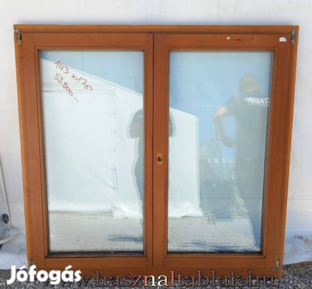 Bontott fa ablak 2 szárnyas kivitel