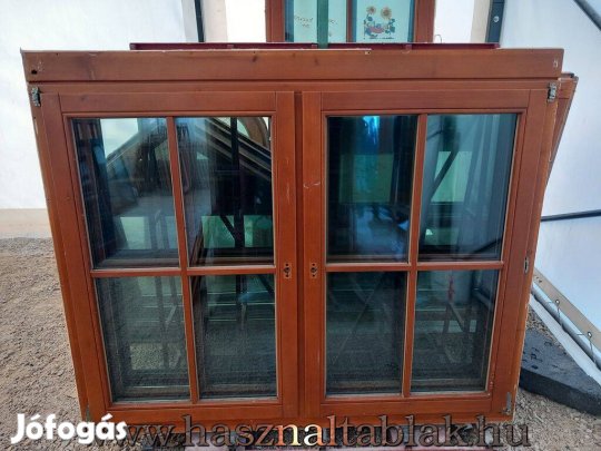 Bontott fa ablak 2 szárnyas típus