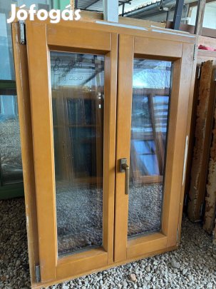 Bontott fa ablak alumínium külsővel 84x116