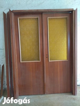 Bontott fa beltéri ajtó tokkal 