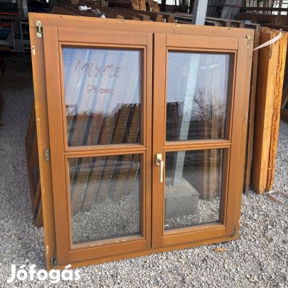 Bontott fa kétszárnyas ablak 118x128