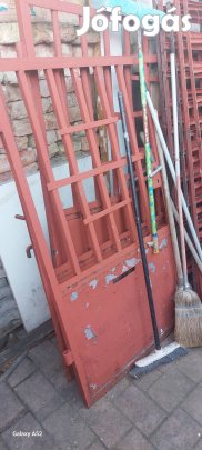 Bontott kerítéselemek, kapuk eladók