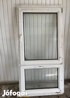 Bontott műanyag ablak