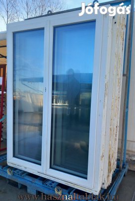 Bontott műanyag erkélyajtó 2 szárnyas kivitel