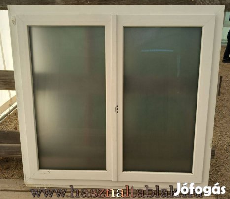 Bontott műanyag prémium ablak 2 szárnyas kivitel