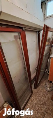 Bontott nyíló, bukó osztott ablak kerette, hőszigetelt üveggel eladó