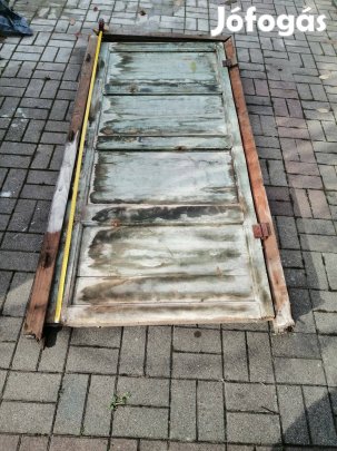 Bontott régi ajtó,+tok+ablak