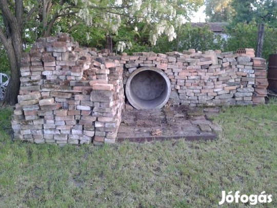 Bontott tégla eladó