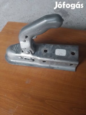 Bontott utánfutóról vonófej