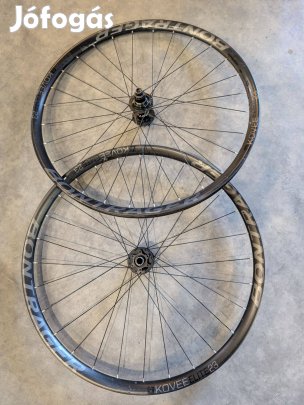 Bontrager Kovee Elite 23 carbon TLR 29" mtb kerékszett!