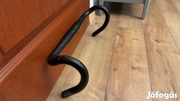 Bontrager országúti Kormány Elite VR-C Road 42 Fekete