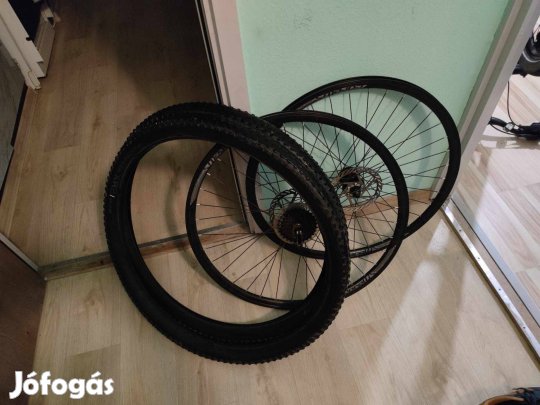 Bontrager xr2 29"-os külső