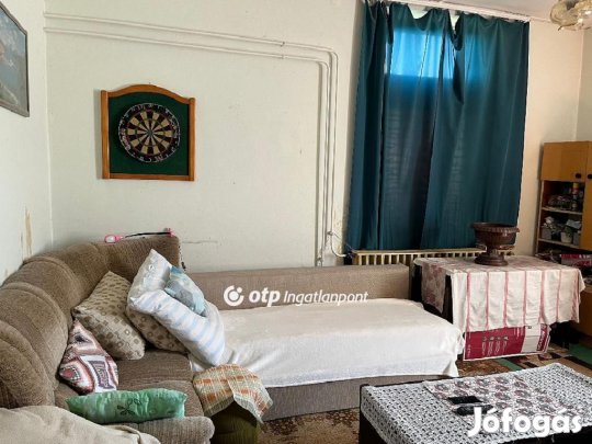 Bonyhádi eladó 75 nm-es lakás