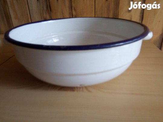 Bonyhádi fehér zománcozott tál, retró gyűjtemény. 26x9 cm