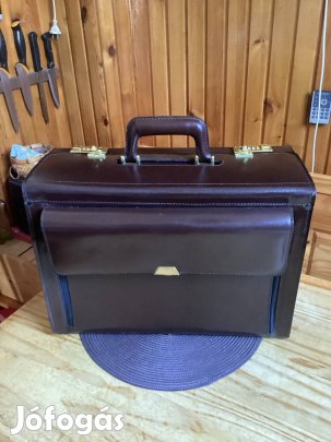 Bőr aktatáska (pilóta táska)