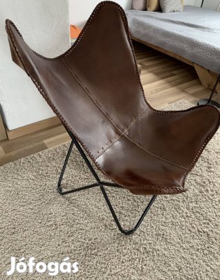 Bőr design fotel, lepkefotel, fémvázas