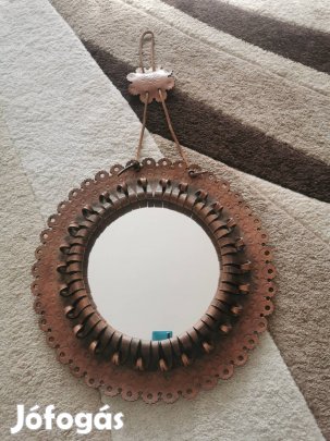 Bőr falidísz tükörrel