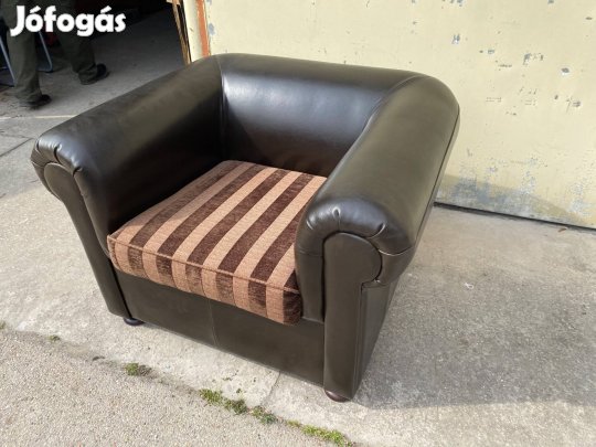 Bőr fotel eladó