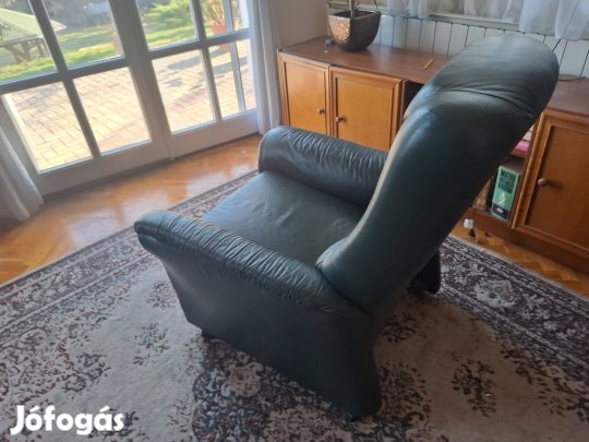 Bőr fotel eladó