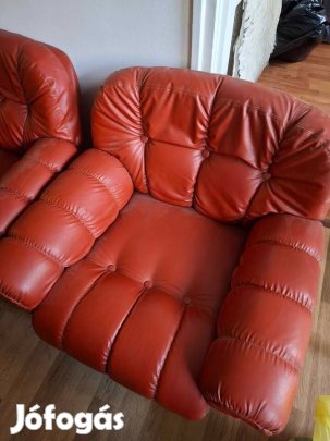 Bőr fotel,piros 2db van belőle