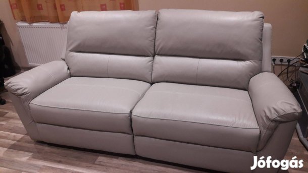 Bőr kanapé 3 személyes
