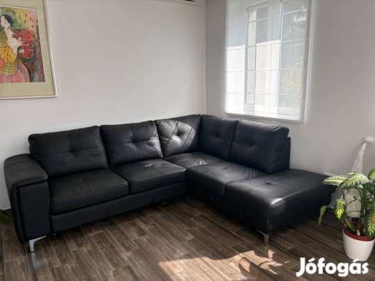 Bőr kanapé fekete