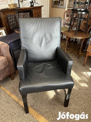 Bőr karfás szék eladó 38000 ft bp.17 ker
