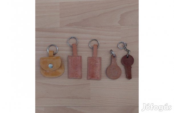 Bőr kulcstartók