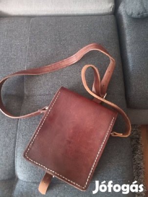 Bőr oldaltáska marhabőr kézitáska egyedi ritka 18x22