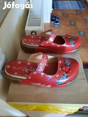 Bőr papucs 39-es, kétszer használt újszerű eladó/Kelenföld