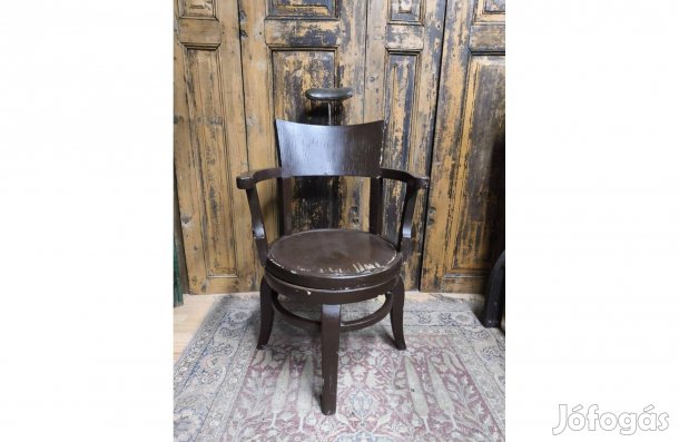 Borbély szék, fodrász szék 20. század közepéről, debreceni gyárból,